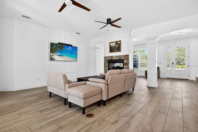 4895 STATE HWY 100 W, Bunnell, FL 32110