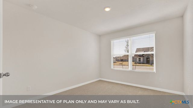 301 TAYLOR POND Path, Lockhart, TX 78644