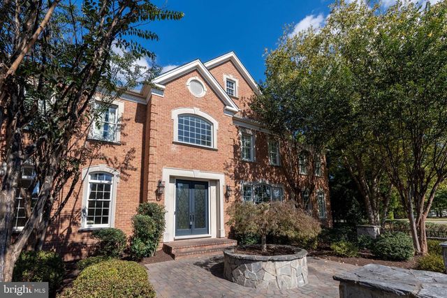 43582 OLD KINDERHOOK DR, Ashburn, VA 20147