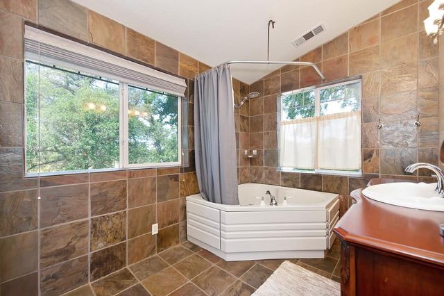 10513 Indian Hill Rd, Newcastle, CA 95658