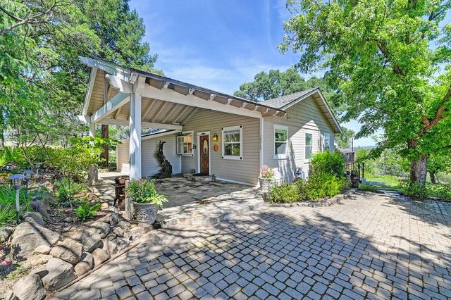 10513 Indian Hill Rd, Newcastle, CA 95658