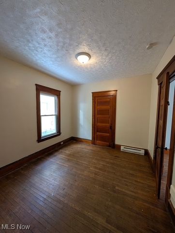 3801 Mapledale Avenue, Cleveland, OH 44109