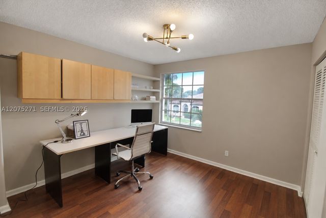 18341 NW 10th St, Pembroke Pines, FL 33029