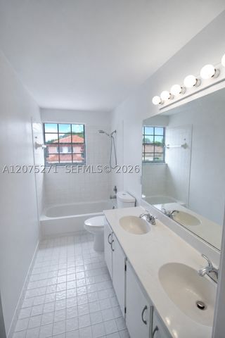 18341 NW 10th St, Pembroke Pines, FL 33029