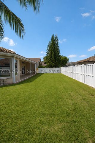 18341 NW 10th St, Pembroke Pines, FL 33029
