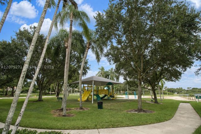 18341 NW 10th St, Pembroke Pines, FL 33029