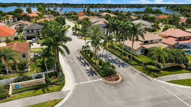 18341 NW 10th St, Pembroke Pines, FL 33029