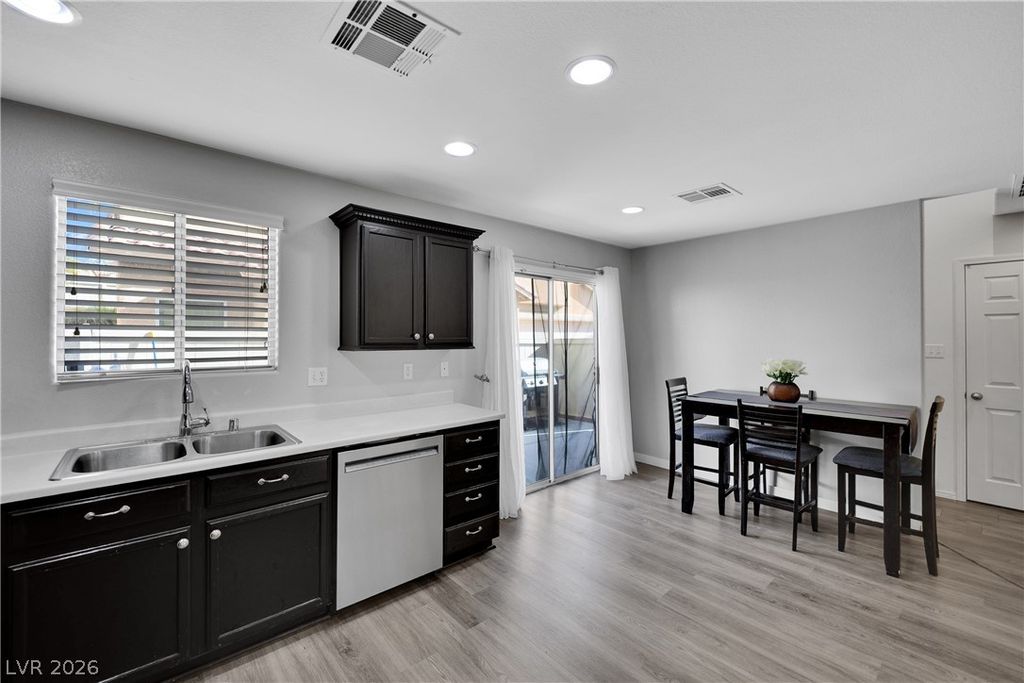 Image 10 of property listing at 10452 Chrisman Avenue, Las Vegas, NV 89129