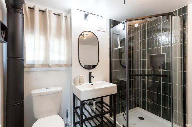 5046 N 475 E, Leesburg, IN 46538