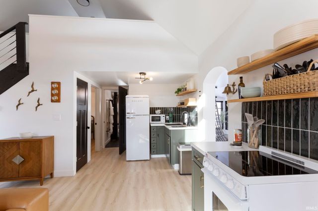 5046 N 475 E, Leesburg, IN 46538