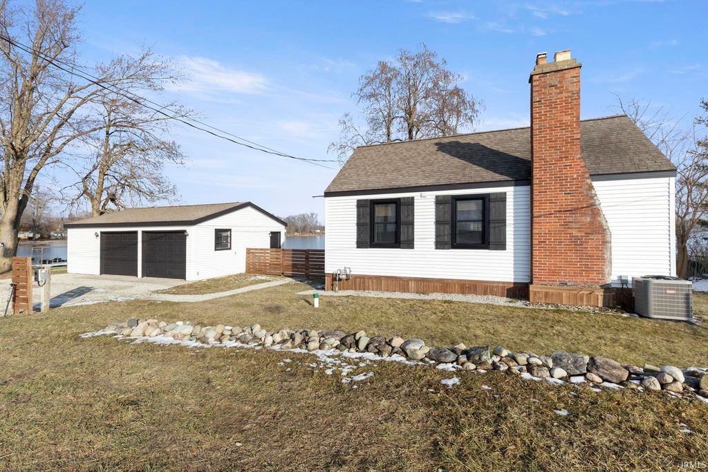 5046 N 475 E, Leesburg, IN 46538