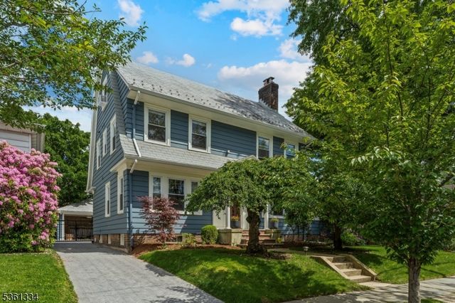 711 Lake St, Newark City, NJ 07104