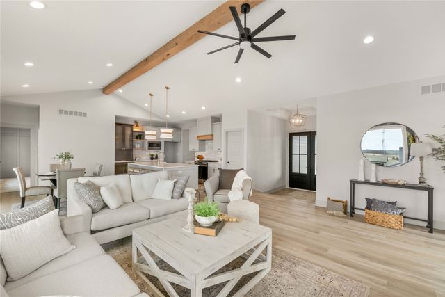 1299 S Radley Street, West Des Moines, IA 50266