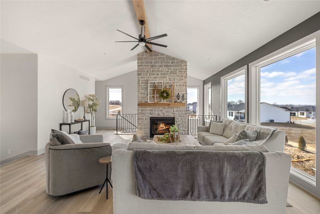 1299 S Radley Street, West Des Moines, IA 50266