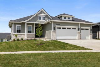 1299 S Radley Street, West Des Moines, IA 50266