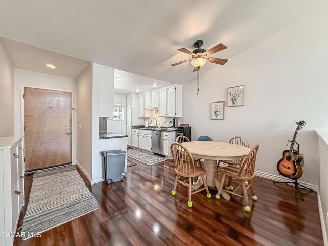 2533 Antonio Drive 301, Camarillo, CA 93010