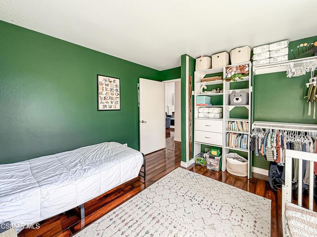 2533 Antonio Drive 301, Camarillo, CA 93010