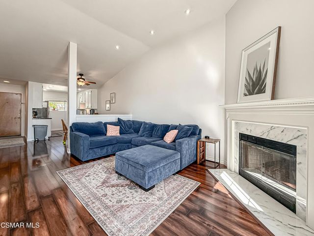 2533 Antonio Drive 301, Camarillo, CA 93010