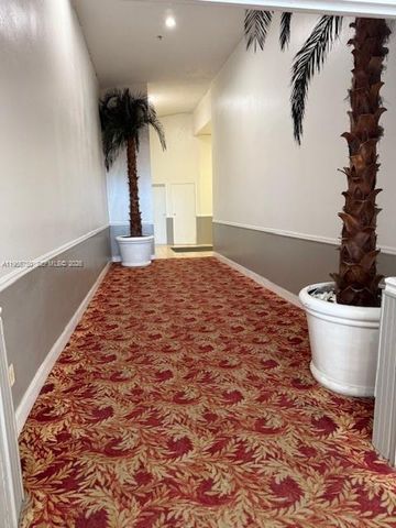 19201 Collins Avenue 534, Sunny Isles Beach, FL 33160