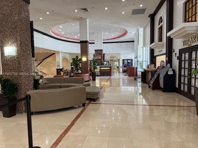 19201 Collins Avenue 534, Sunny Isles Beach, FL 33160