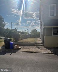 142 BALM ST, Harrisburg, PA 17103