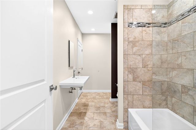 2434 Smallman St 112, Downtown Pgh, PA 15222