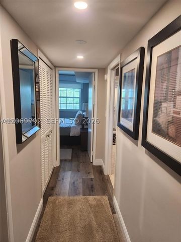 806 Cypress Grove Ln 403, Pompano Beach, FL 33069