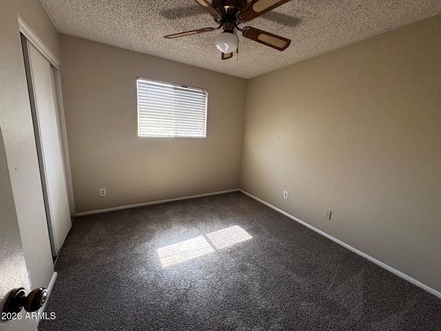 2072 E DONNER Drive, Tempe, AZ 85282