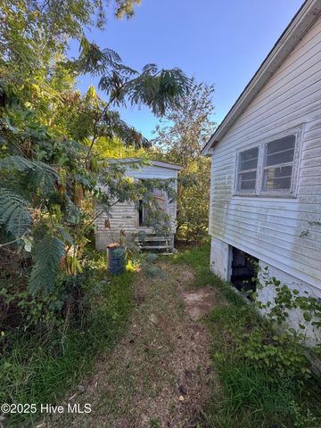 730 Old Pamlico Beach Road Road, Belhaven, NC 27810