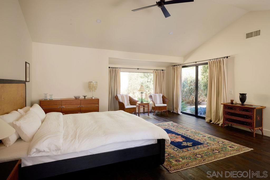 Image 19 of property listing at 17335 Via Del Bravo, Rancho Santa Fe, CA 92067