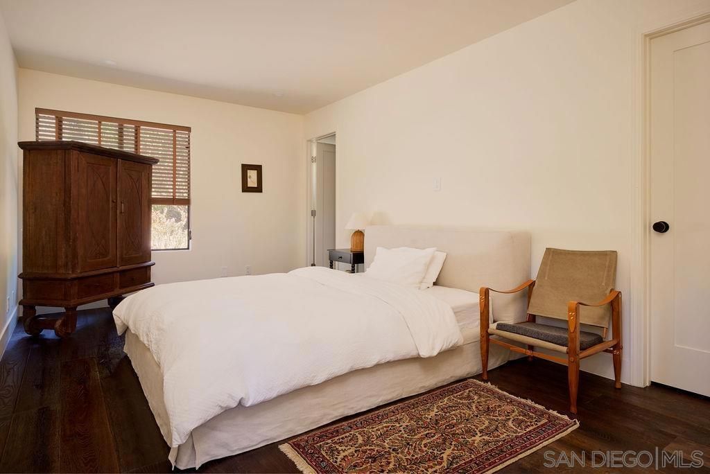 Image 28 of property listing at 17335 Via Del Bravo, Rancho Santa Fe, CA 92067
