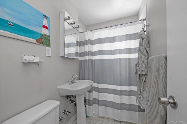 212-10 69 Avenue A, Bayside, NY 11364