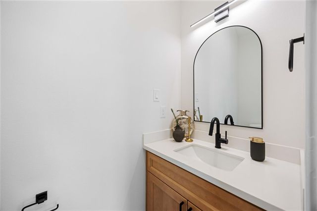 3504 Caplin Street D, Houston, TX 77026