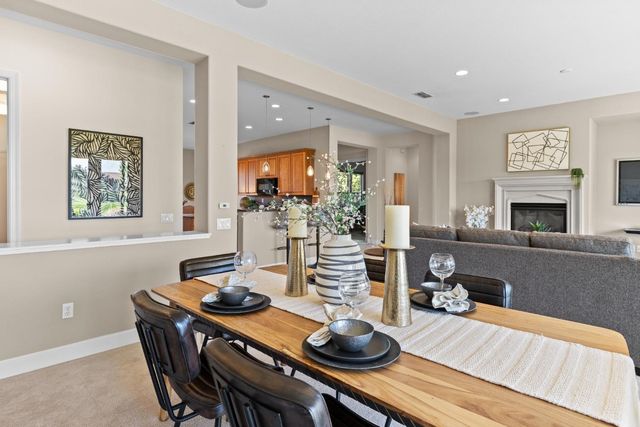 209 Calistoga Lane, Lincoln, CA 95648