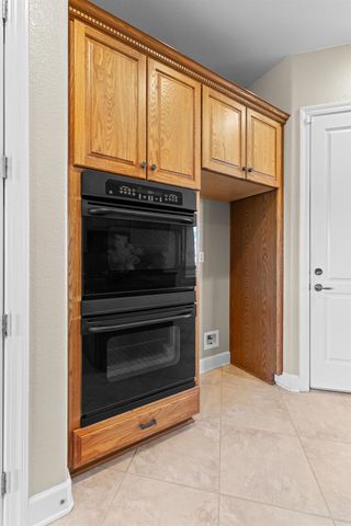 209 Calistoga Lane, Lincoln, CA 95648