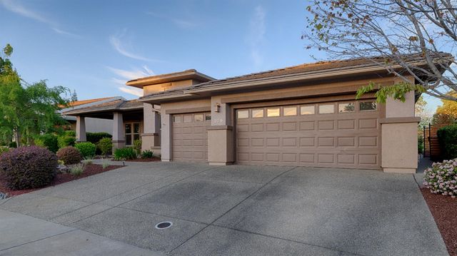 209 Calistoga Lane, Lincoln, CA 95648