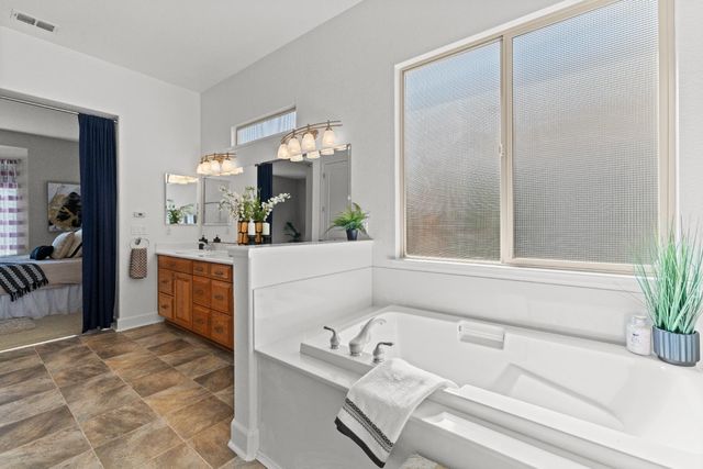 209 Calistoga Lane, Lincoln, CA 95648