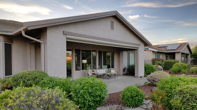 209 Calistoga Lane, Lincoln, CA 95648