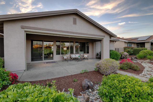 209 Calistoga Lane, Lincoln, CA 95648