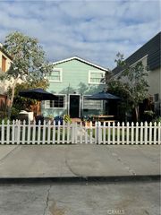 120 Garnet, Newport Beach, CA 92662