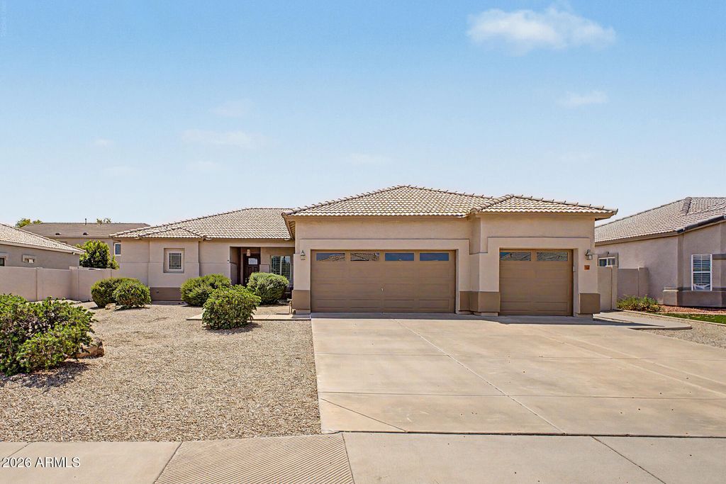 59 E HOPKINS Road, Gilbert, AZ 85295 — photo 2