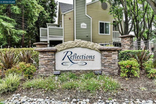 140 Reflections Dr 21, San Ramon, CA 94583