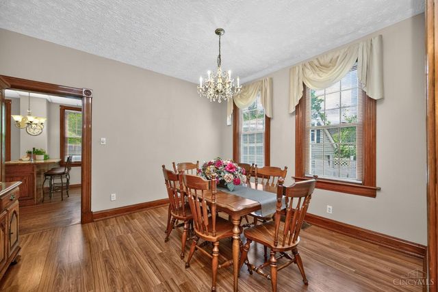 560 Delta Avenue, Cincinnati, OH 45226