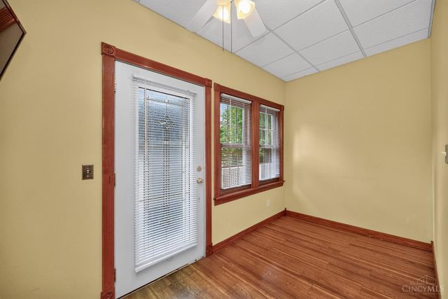 560 Delta Avenue, Cincinnati, OH 45226