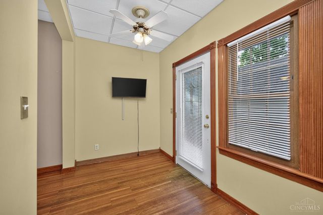 560 Delta Avenue, Cincinnati, OH 45226