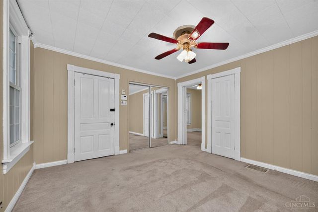 560 Delta Avenue, Cincinnati, OH 45226