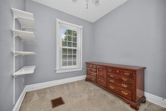 560 Delta Avenue, Cincinnati, OH 45226