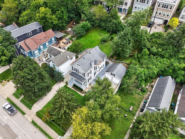 560 Delta Avenue, Cincinnati, OH 45226