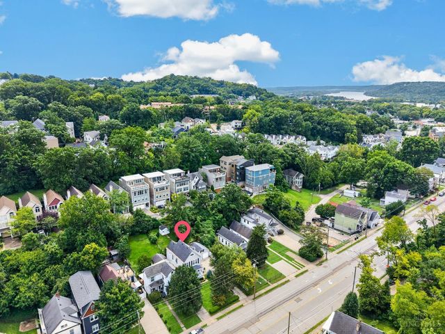 560 Delta Avenue, Cincinnati, OH 45226