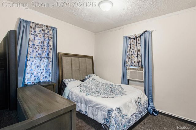 12580 Promenade Street, Detroit, MI 48213
